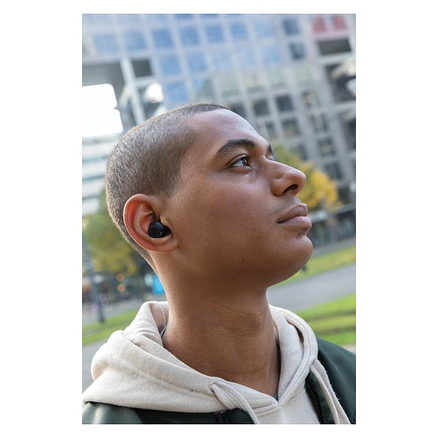TWS sluchátka Urban Vitamin Napa, černá - foto