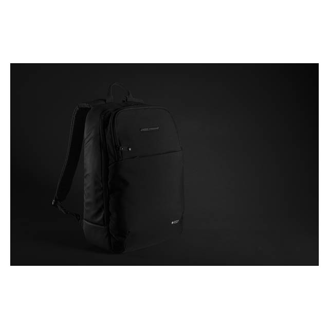 Swiss Peak laptop backpack with UV-C sterilizer pocket, blac - foto