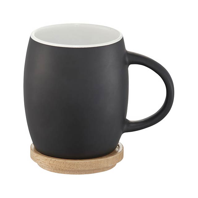 Hearth 400 ml ceramic mug with wooden coaster - black