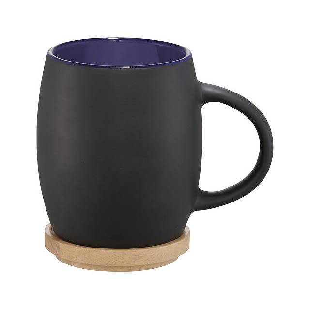 Hearth 400 ml ceramic mug with wooden coaster - black