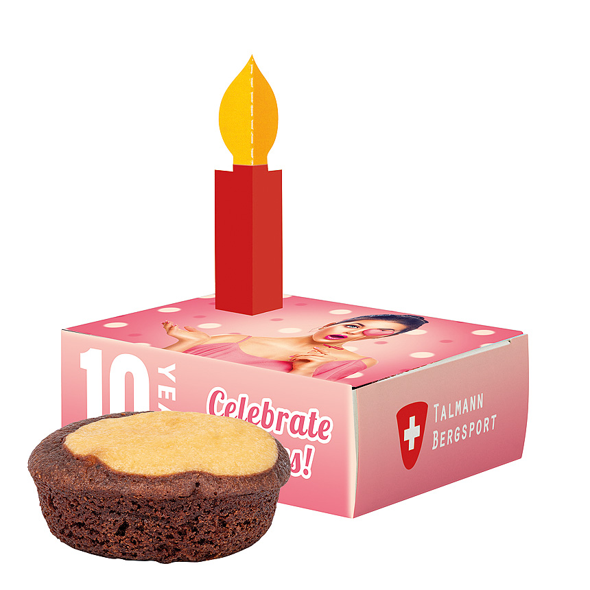 Mini dort&iacute;k blahopřejn&aacute; krabička, b&iacute;l&aacute; lepenka, Bahlsen mini m&aacute;slov&yacute; pi&scaron;kot - 
