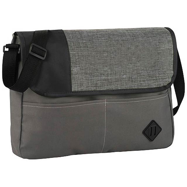 Offset messenger bag - black