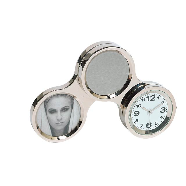 Rotating clock CIRCLE - silver