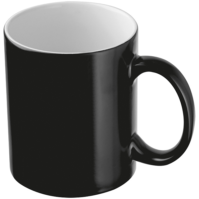 Ceramic coffee mug - black