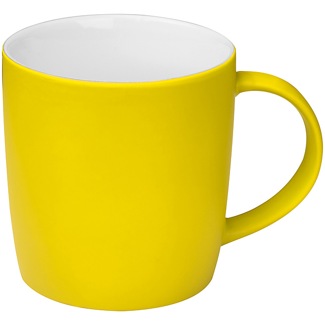 Gumaized ceramic mug - yellow