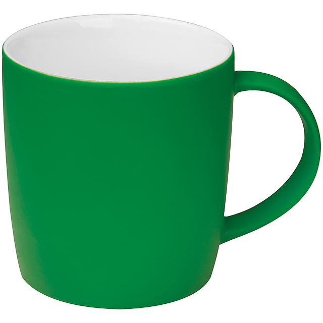 Gumaized ceramic mug - green