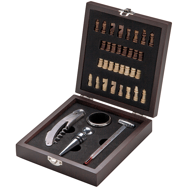 Wine set in wooden box - brown