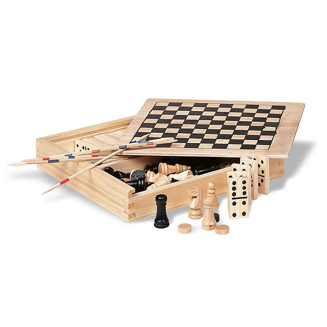 4 games in wooden box  - wood
