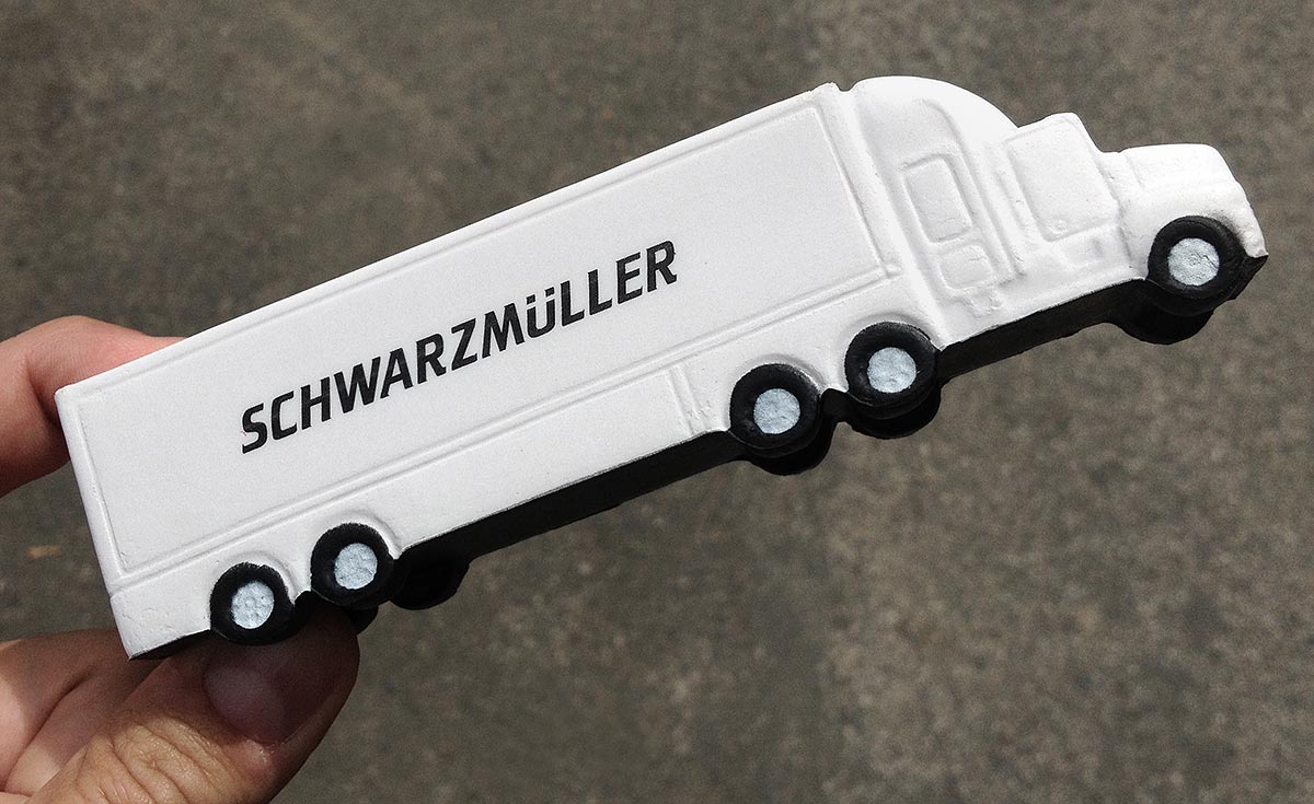 Reklamní antistresová pěnová hračka ve tvaru kamionu s potiskem Schwarzmüller