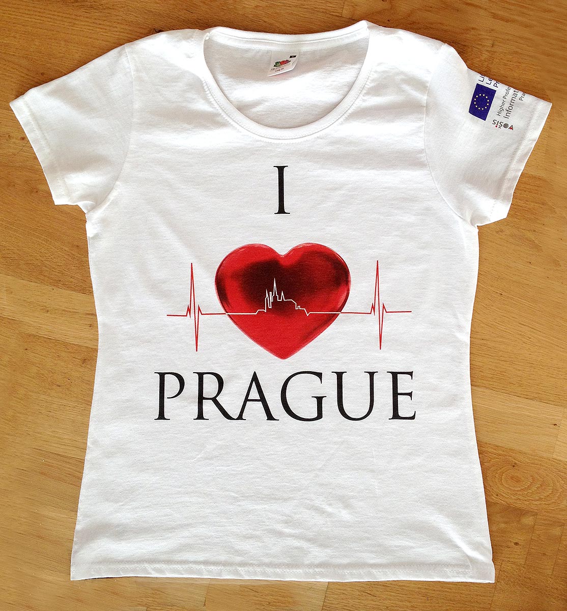 Reklamní bílé tričko s potiskem I love Prague