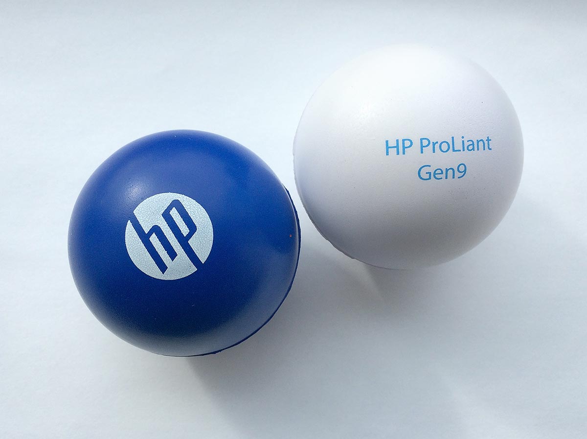 Reklamní antistresové míčky modrý a bílý s potiskem loga HP ProLiant
