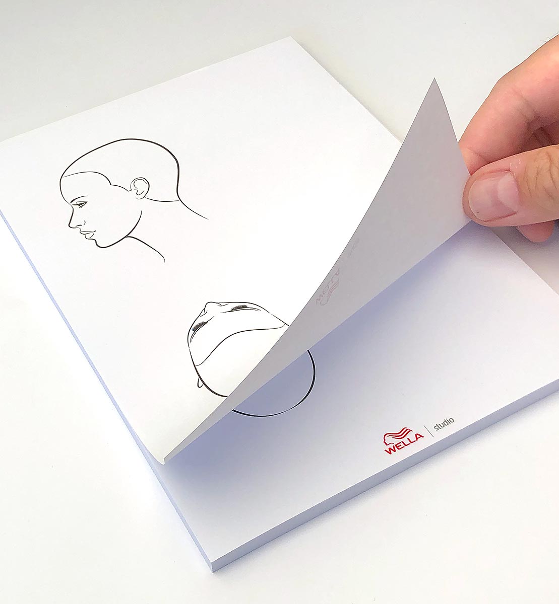 Reklamní poznámkový blok s potiskem loga Wella Studio