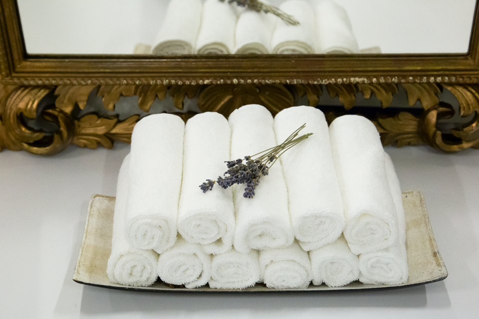 Olima Olima Hotel Quality Hand/face Towel - Olima Olima Hotel Quality Hand/face Towel - White