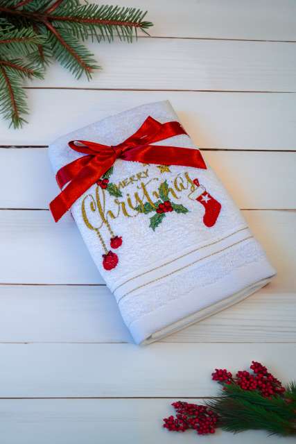 Olima Christmas Towel - Merry Christmas Ornaments - Olima Christmas Towel - Merry Christmas Ornaments - White