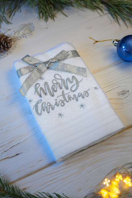 Olima Olima Christmas Towel - Merry Christmas Stars - white