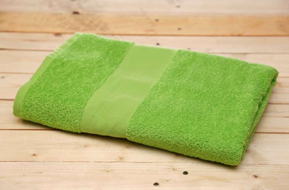 Olima Olima Basic Towel - green