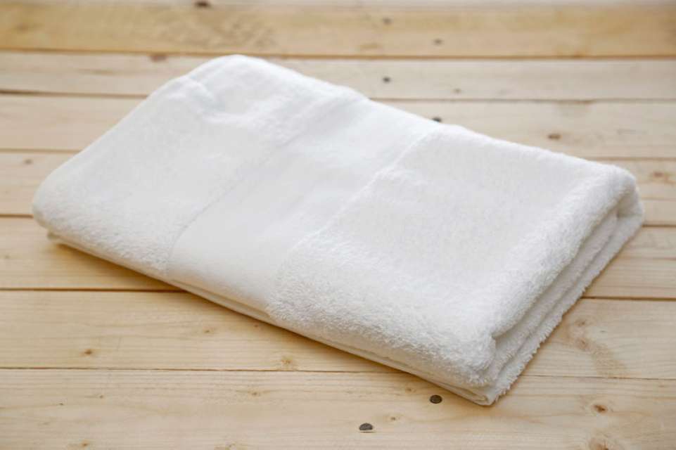 Olima Olima Basic Towel - white