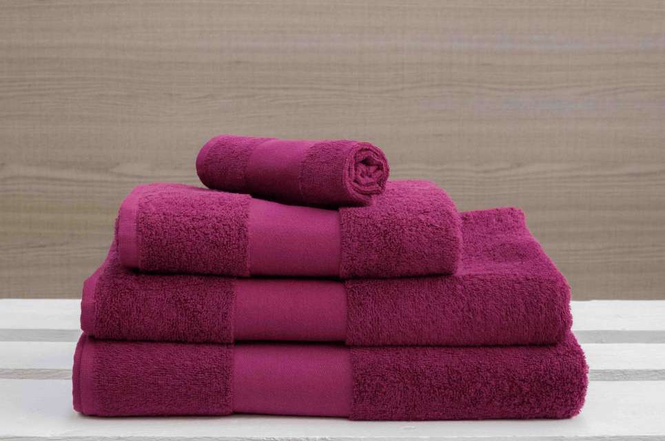 Olima Classic Towel - Olima Classic Towel - Berry