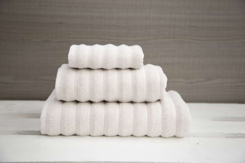 Olima Premium Towel - hnedá