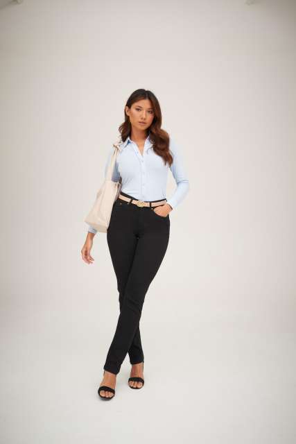 So Denim Katy Straight Jeans - black